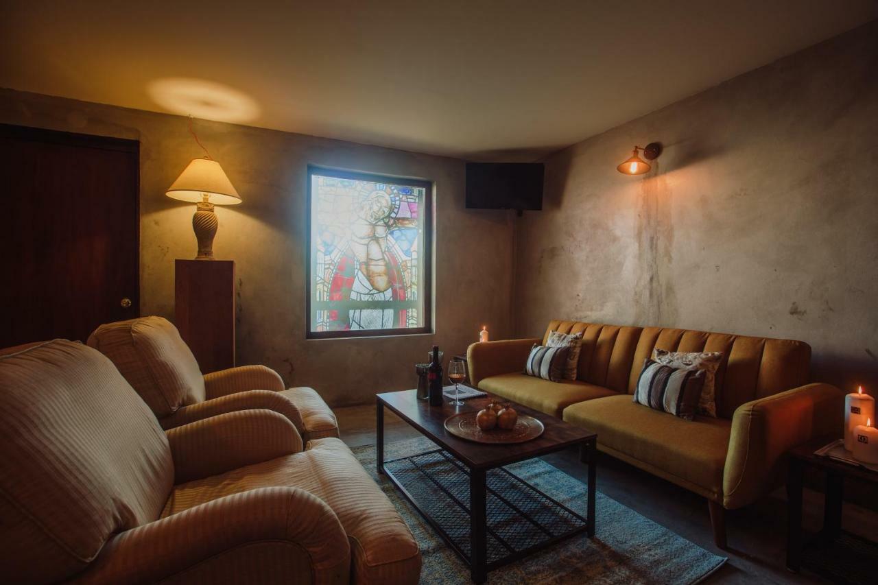 Monastery Suites Oranjestad Zewnętrze zdjęcie