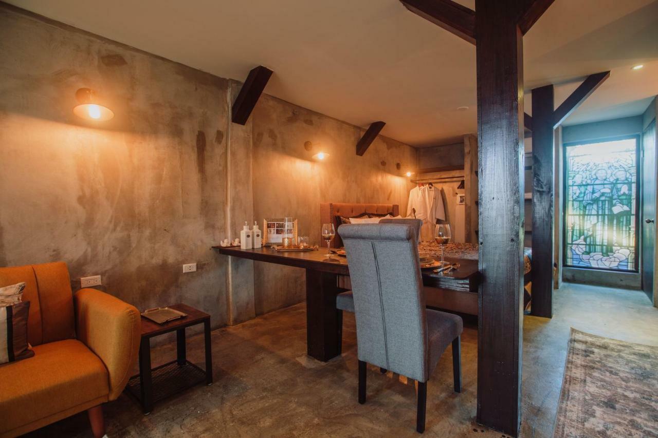 Monastery Suites Oranjestad Zewnętrze zdjęcie
