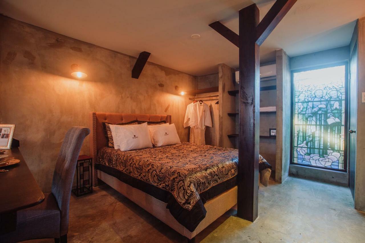 Monastery Suites Oranjestad Zewnętrze zdjęcie