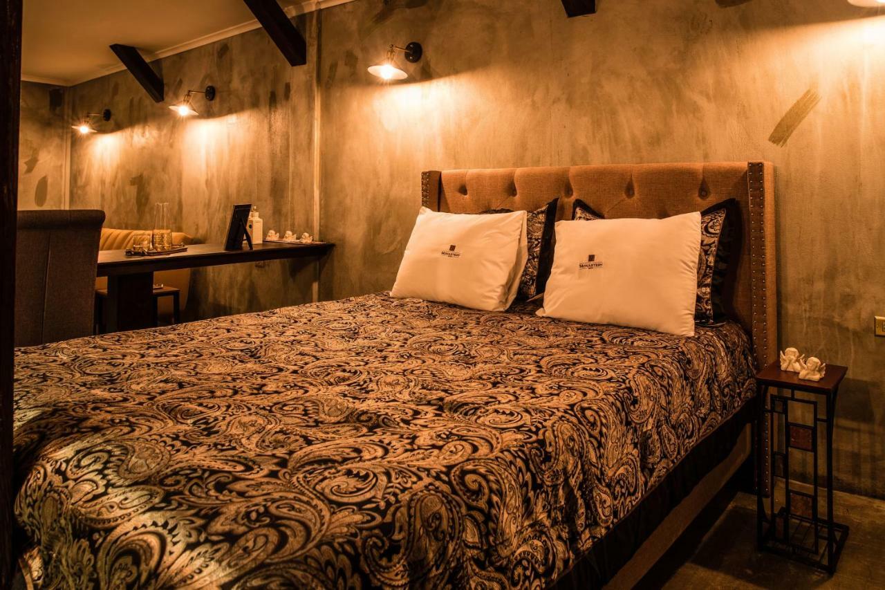 Monastery Suites Oranjestad Zewnętrze zdjęcie