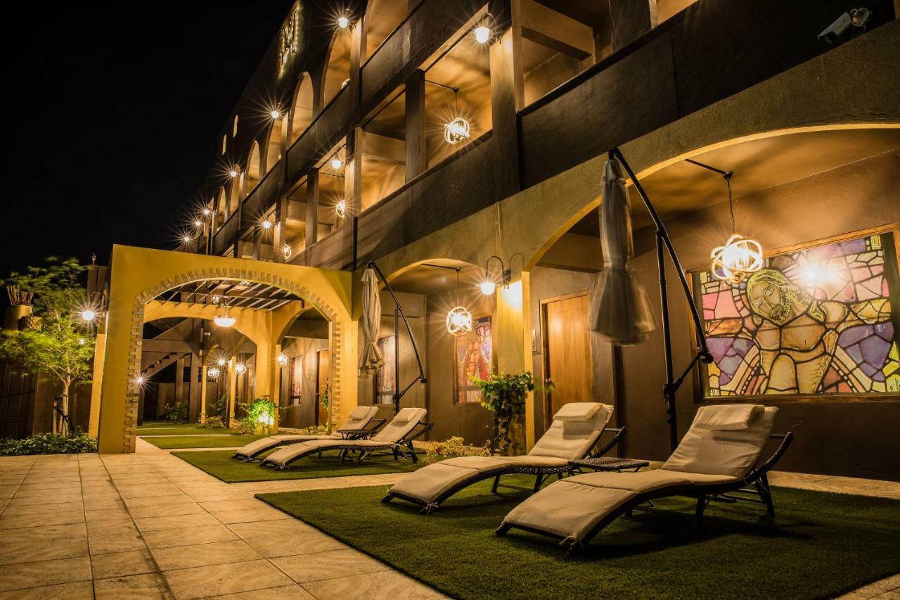 Monastery Suites Oranjestad Zewnętrze zdjęcie