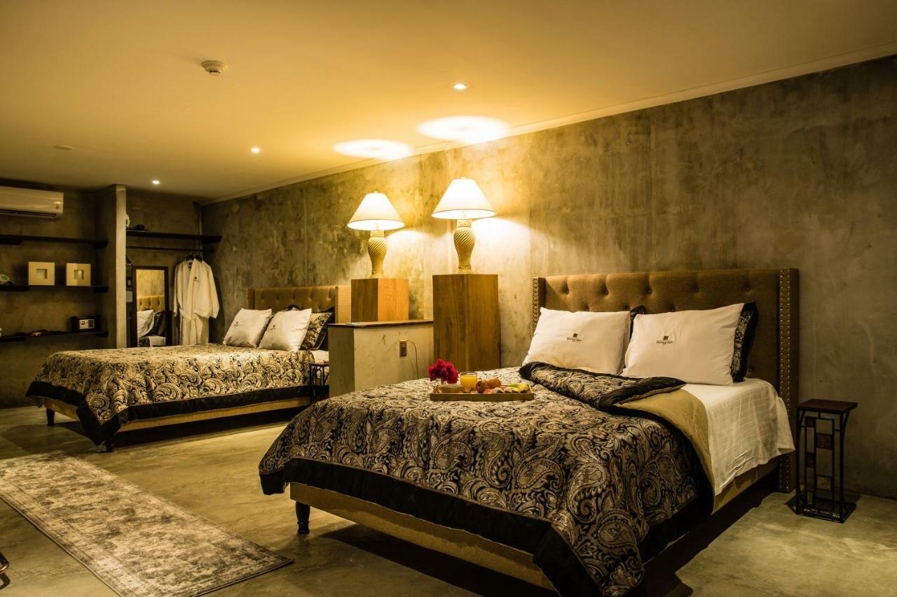 Monastery Suites Oranjestad Zewnętrze zdjęcie