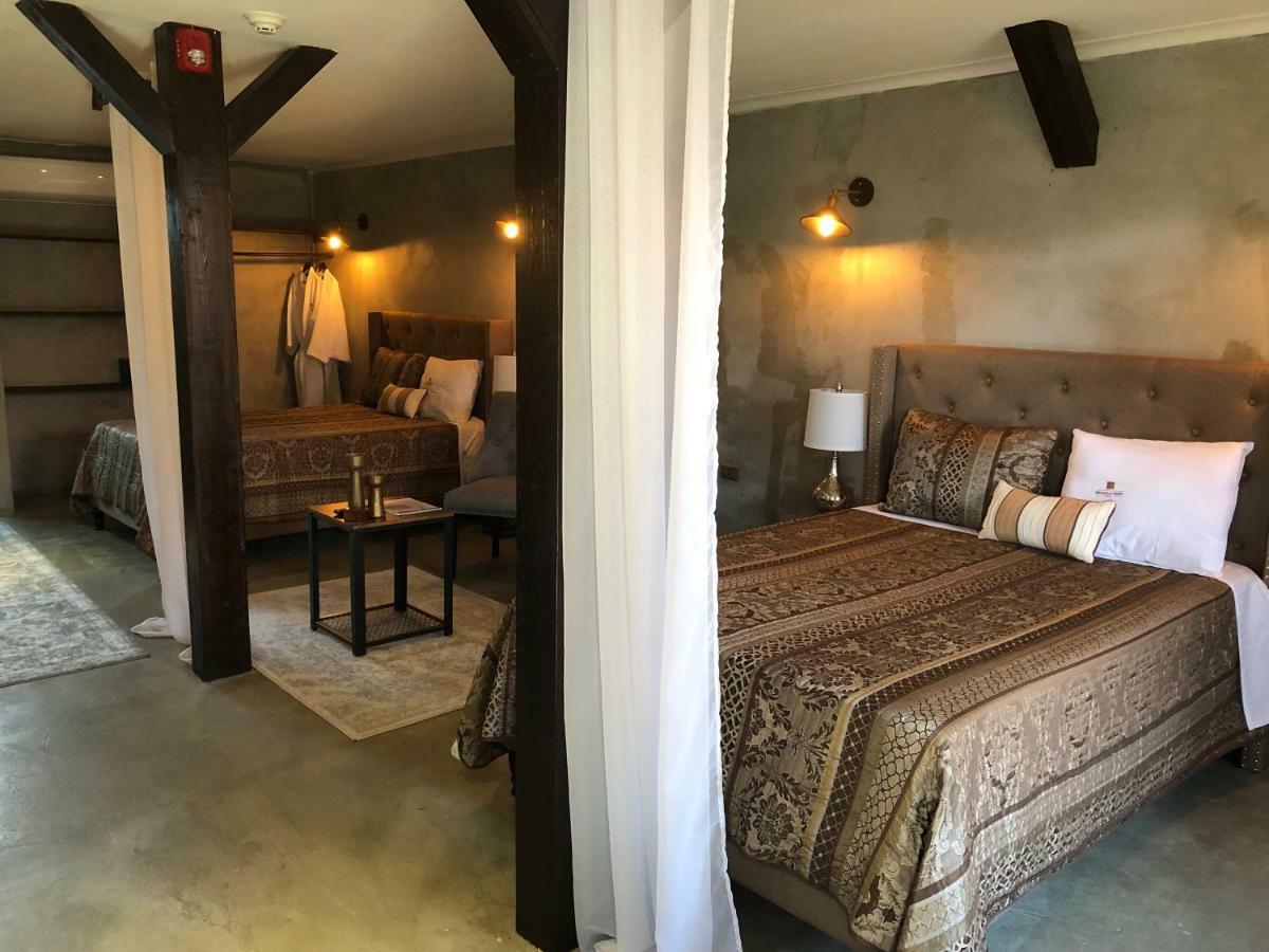 Monastery Suites Oranjestad Zewnętrze zdjęcie